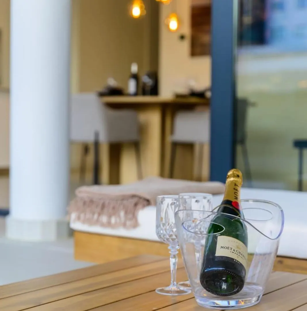 Beautiful West Facing 2-Bedroom Apartment In The Prestigous Higueron West Fuengirola